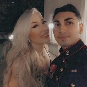 Meet your Posher, Lara